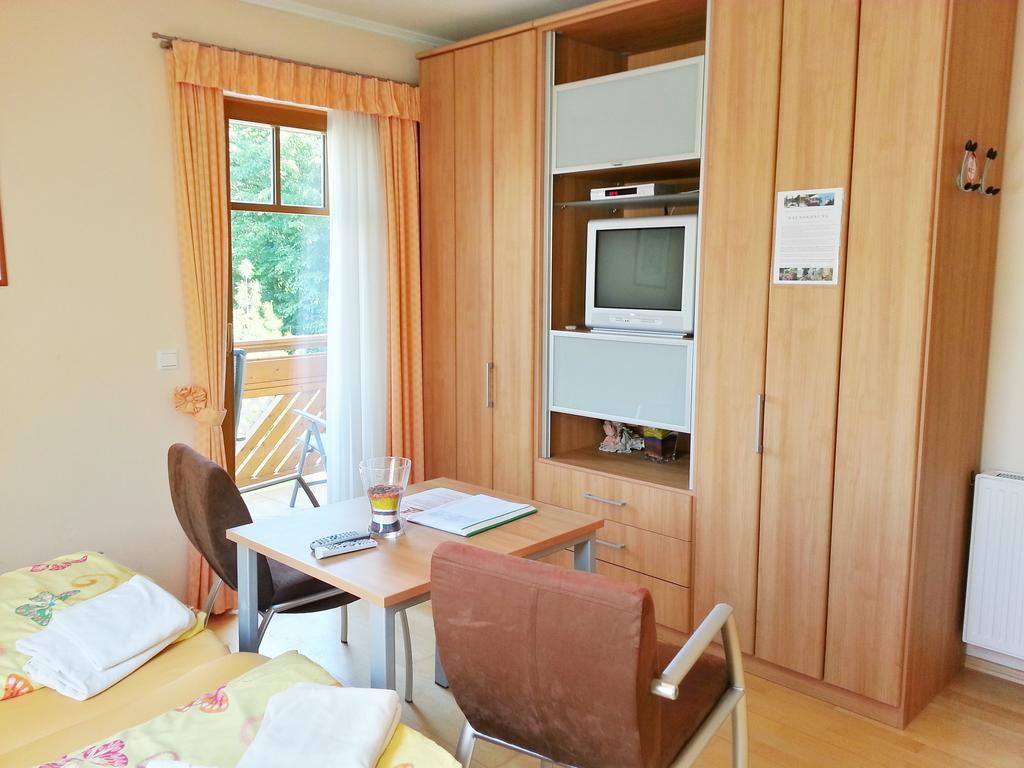 Gastehaus Zur Schonen Aussicht Bed and Breakfast Spitz an der Donau Habitación foto